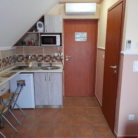Andrea Apartman Hajdúszoboszló Exteriör bild