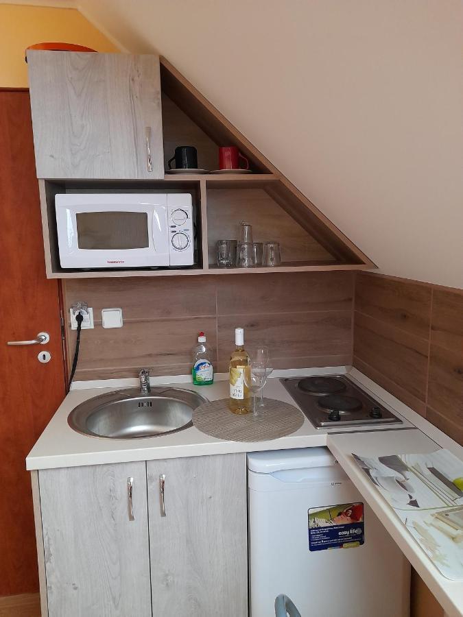 Andrea Apartman Hajdúszoboszló Exteriör bild